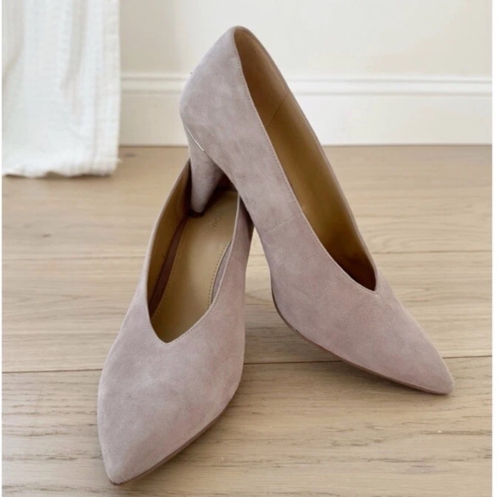 MICHAEL Michael Kors V-cut Blush Suede Heels